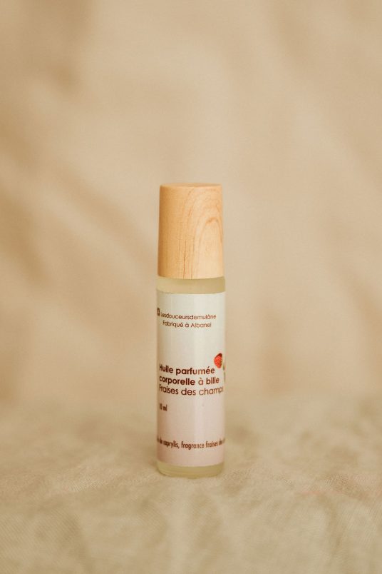 Parfum à bille fraises des champs